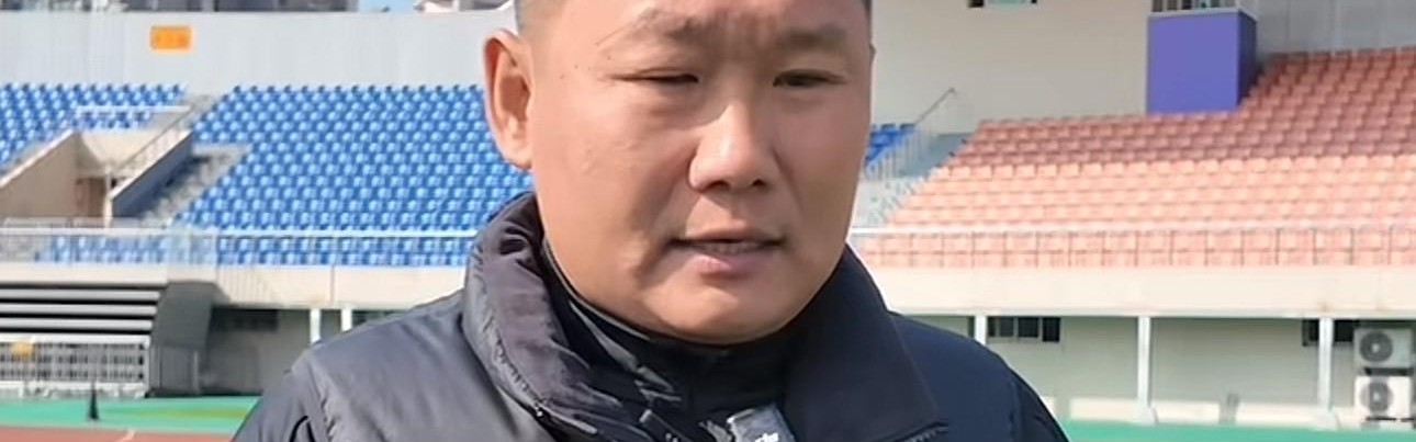乐鱼app下载页-刘建业谈目标：希望在立足中超的基础上，有更多年轻人站出来